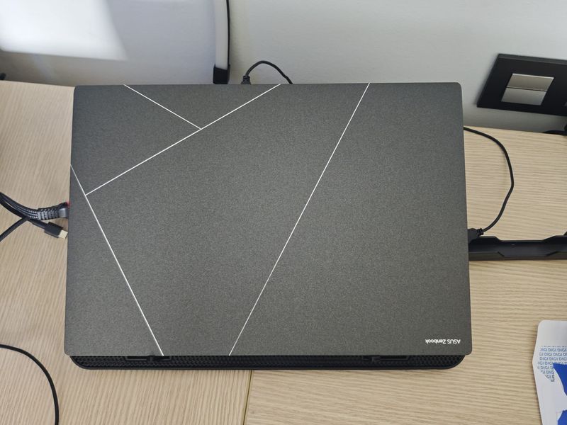 Asus Zenbook S16 Ryzen AI 9 HX 370 afbeelding 4