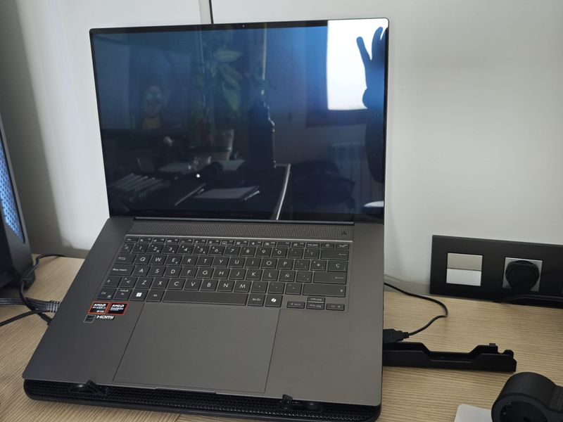 Asus Zenbook S16 Ryzen AI 9 HX 370 afbeelding 5