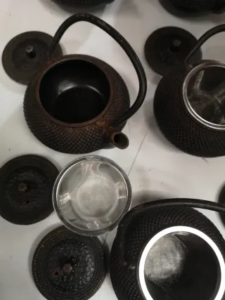 Juego de 4 teteras de hierro fundido