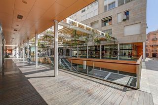 Local comercial en alquiler en Centre en Reus