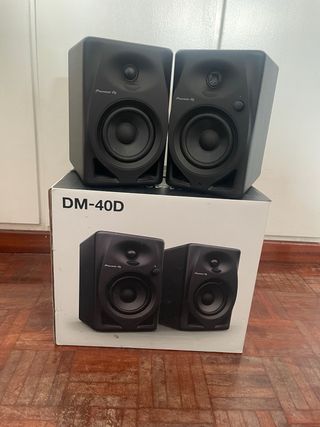 Altavoces Pioneer DJ DM-40