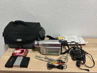 Videocámara Panasonic VZ14 + Accesorios