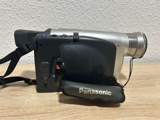 Videocámara Panasonic VZ14 + Accesorios