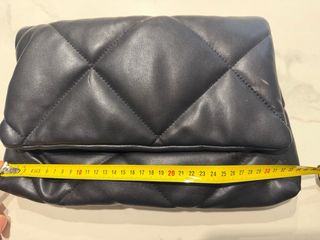 Bolso fiesta acolchado negro