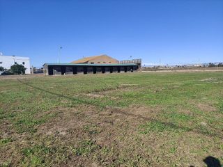 Terreno en alquiler en Pinedo en Valencia