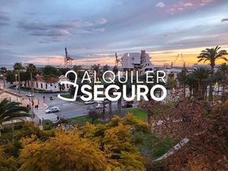 Piso en alquiler en Ensanche - Diputación en Alicante