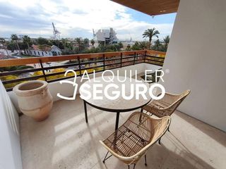 Piso en alquiler en Ensanche - Diputación en Alicante