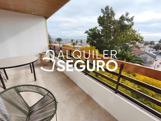 Piso en alquiler en Ensanche - Diputación en Alicante