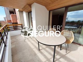 Piso en alquiler en Ensanche - Diputación en Alicante