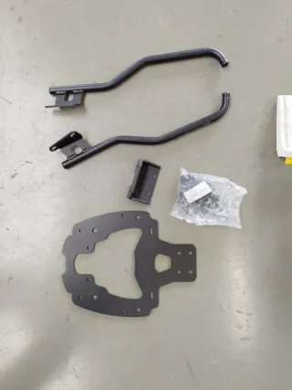 Parrilla BMW G310R (17-25) SR5125 Givi