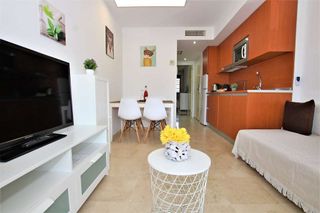 Piso en venta en Torrequebrada en Benalmádena