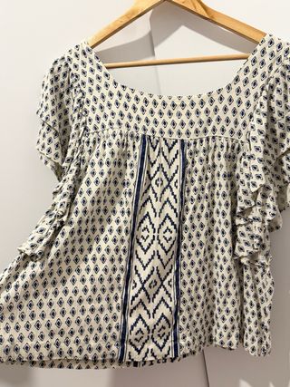 Blusa mujer beige y azul