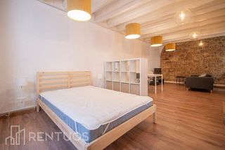 Estudio en alquiler en El Gòtic en Barcelona