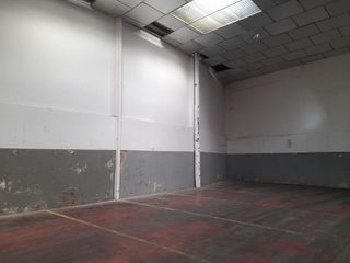 Nave industrial en alquiler en Viladecavalls