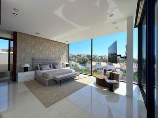 Chalet en alquiler en Puerto Banús en Marbella