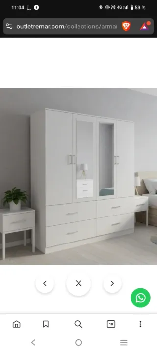 Armario de cuatro puertas con espejo