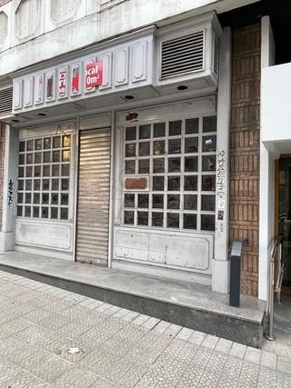 Local comercial en alquiler en San Pedro de Deusto-La Ribera en Bilbao