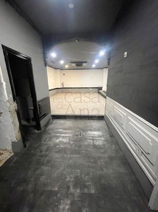 Local comercial en alquiler en San Pedro de Deusto-La Ribera en Bilbao