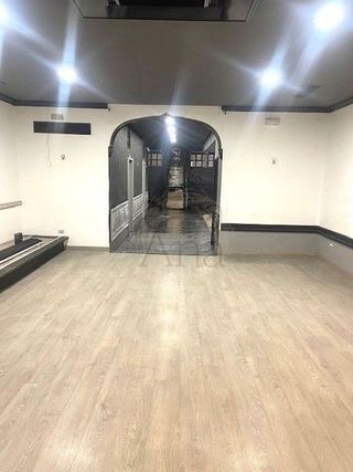 Local comercial en alquiler en San Pedro de Deusto-La Ribera en Bilbao