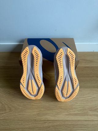 Zapatillas Asics Novablast 5 Talla 37.5