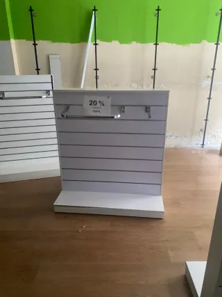 Góndola expositora tienda