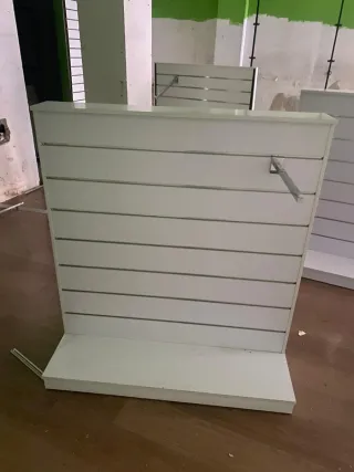 Góndola expositora tienda