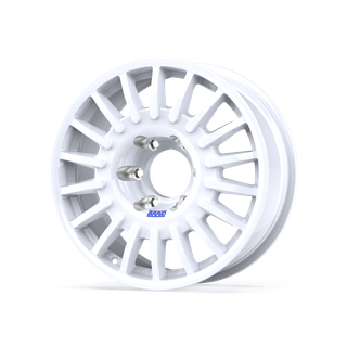 Llanta BRAID modelo Winrace T de 17 pulgadas.