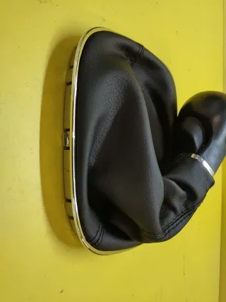 POMO + FUNDA PALANCA CAMBIOS OPEL CORSA D 5V