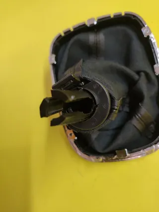 POMO + FUNDA PALANCA CAMBIOS OPEL CORSA D 5V