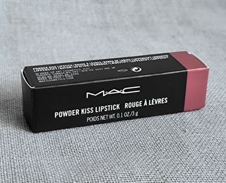 Barra de labios Powder Kiss Lipstick MAC (NUEVO)
