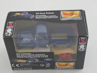 Maisto 53 Ford Pickup Kit Metal