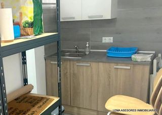 Local comercial en venta en Zona Concordia en Burjassot