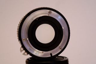 NIKON Nikkor 24mm f/2.0 AIS