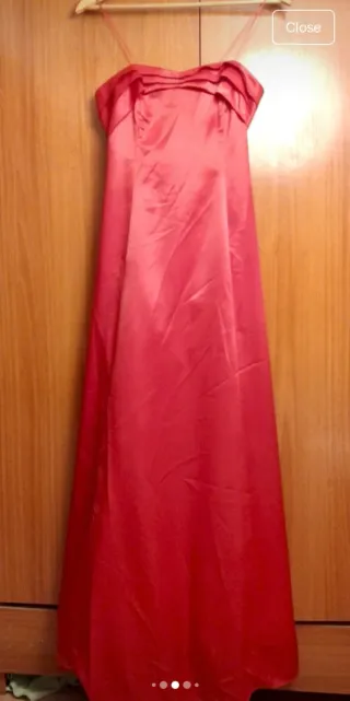 Vestido de fiesta satén rojo Santiago Sanchez