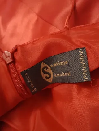 Vestido de fiesta satén rojo Santiago Sanchez