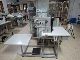 Máquina de coser Dürkopp Adler 69-373