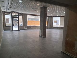 Local comercial en alquiler en Baeza