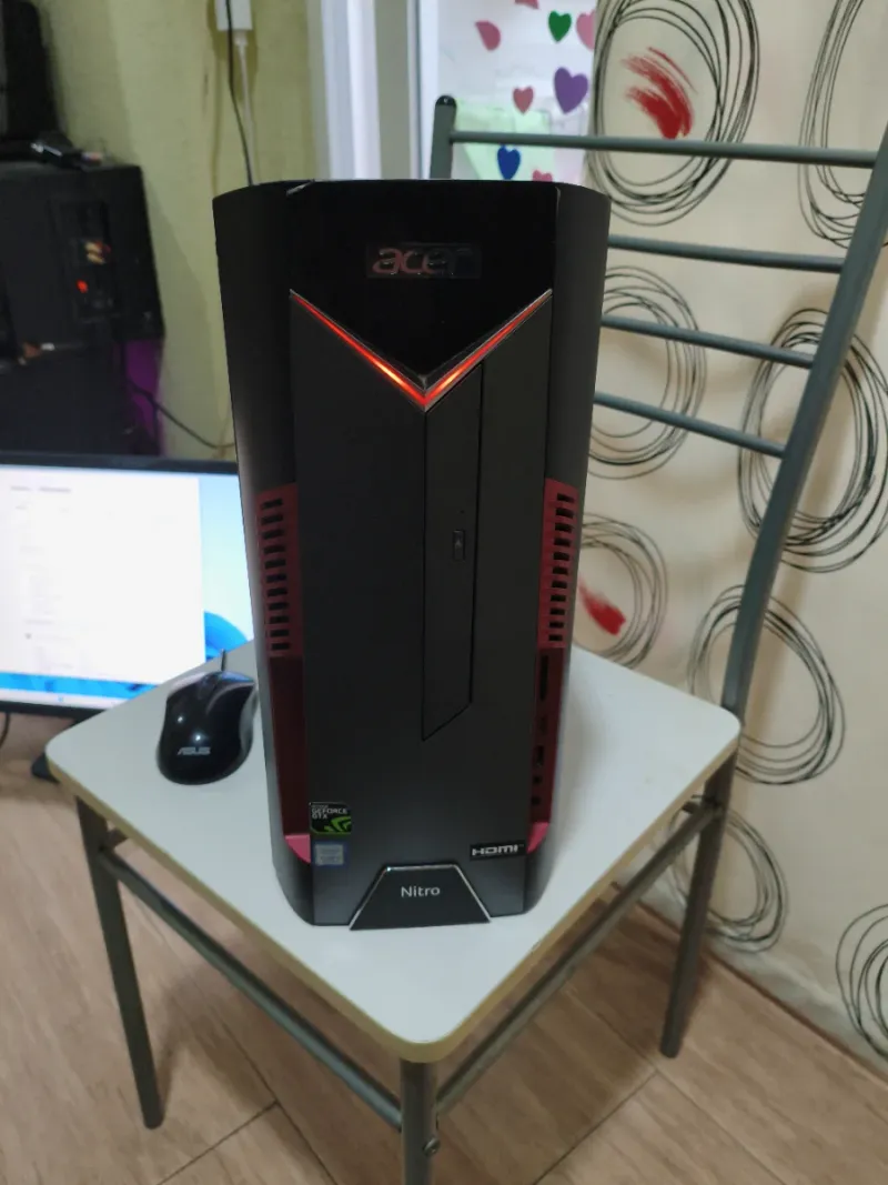 Acer Nitro N50-600 PC Gaming Negra/Roja