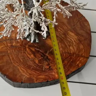 Figura de olivo artesanal