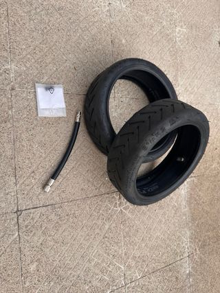 Patinete Eléctrico Xiaomi Mi y muchos extras