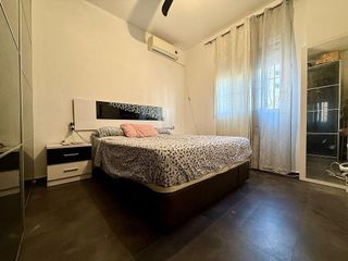 Piso en venta en Colores - Entreparques en Sevilla