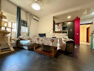 Piso en venta en Colores - Entreparques en Sevilla