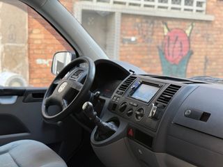 Volkswagen Transporter T5 2006