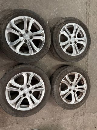 Llantas y Neumáticos Peugeot R16