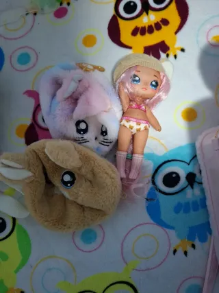 Muñeca con accesorios