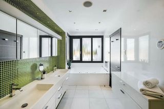 Chalet en alquiler en Nueva Andalucía centro en Marbella