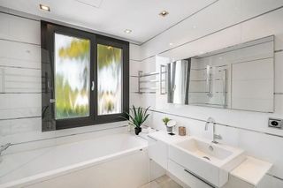 Chalet en alquiler en Nueva Andalucía centro en Marbella