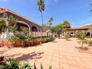 Chalet en venta en Les Marines/Las Marinas en Dénia