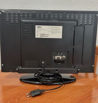 Televisor OKI Negro 47x30cm