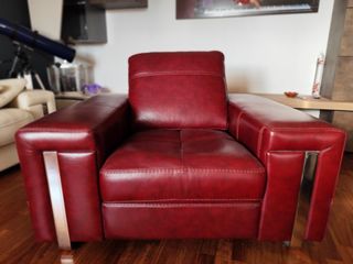 Poltrona in vera pelle buffalo rossa